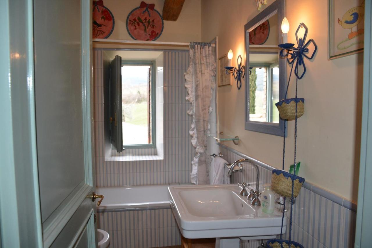 Scappo In Umbria, Casale Monti Villa Montoro  ภายนอก รูปภาพ